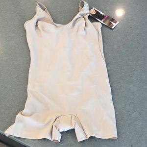 Shaper romper